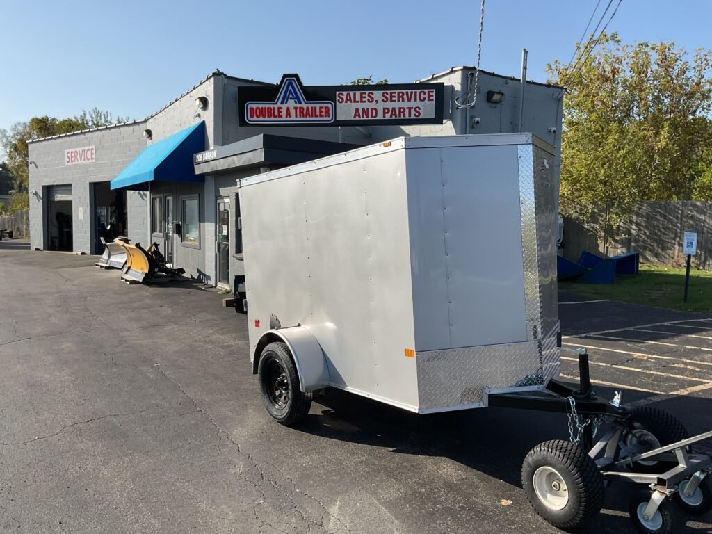2025 AMERICAN HAULER ARROW DELUXE 5′ X 8′ WITH 5′ 6″ INTERIOR HEIGHT ENCLOSED CARGO TRAILER