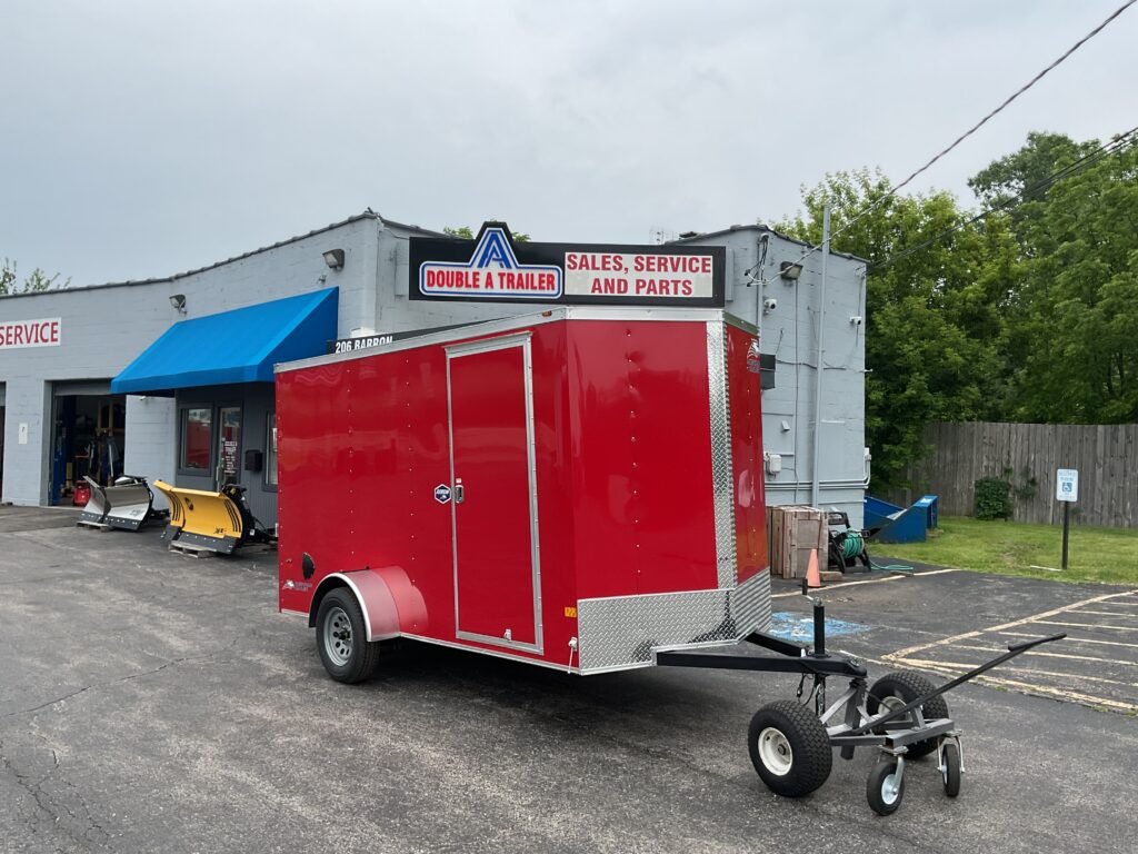 2025 AMERICAN HAULER ARROW DELUXE 6′ X 12′ WITH 6′ 6″ INTERIOR HEIGHT CARGO / ENCLOSED TRAILER